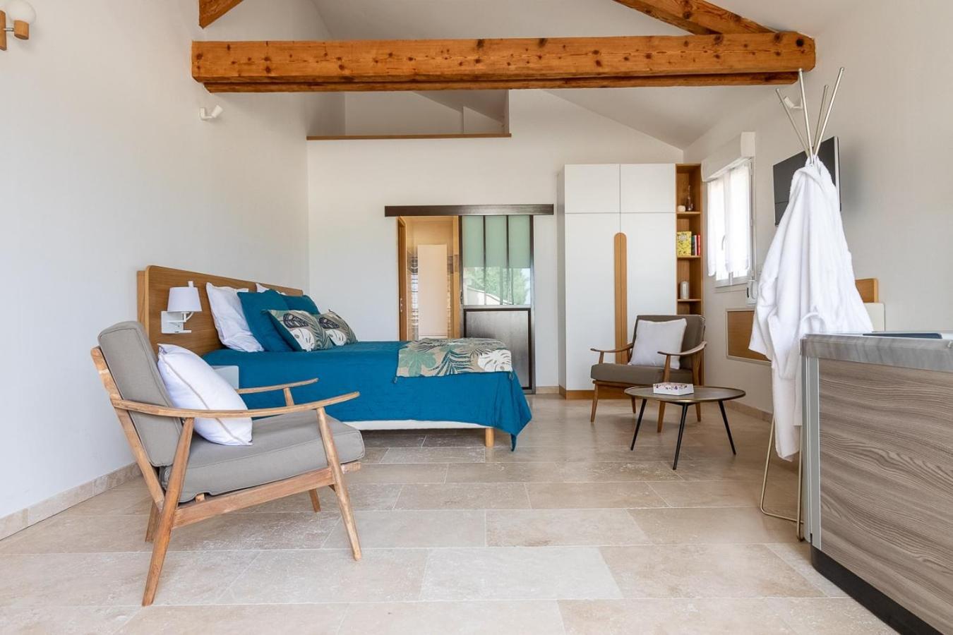 Jonquieres  Mas Des Tourterelles Bed & Breakfast エクステリア 写真